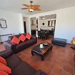 Montana Negra I Apartment *