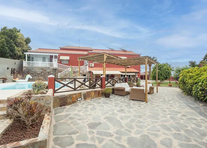 Montana Negra I Apartment *